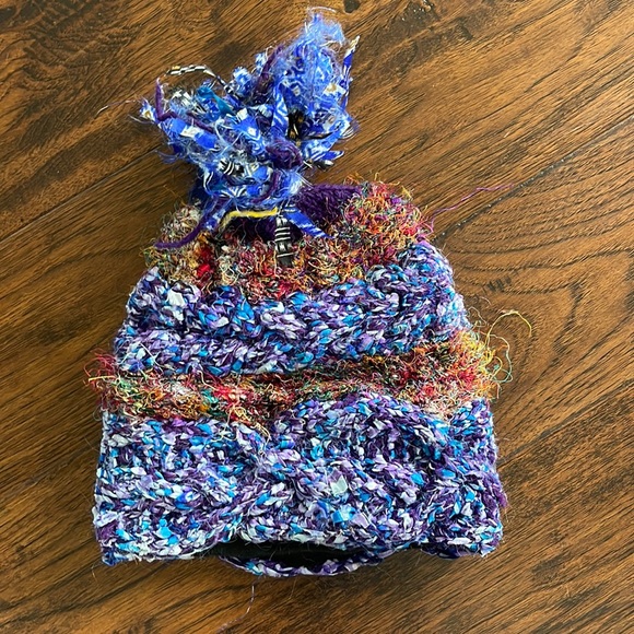 Nepalese multi coloured hat, fleece lined - Picture 1 of 3